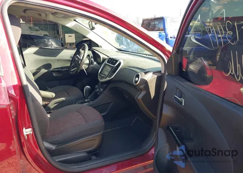 2017 Chevrolet Sonic Lt Auto from USA, damaged, VIN 1G1JD6SG8H4161652